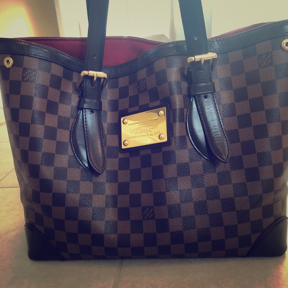 SOLD! 100% Authentic Louis Vuitton Hampstead MM